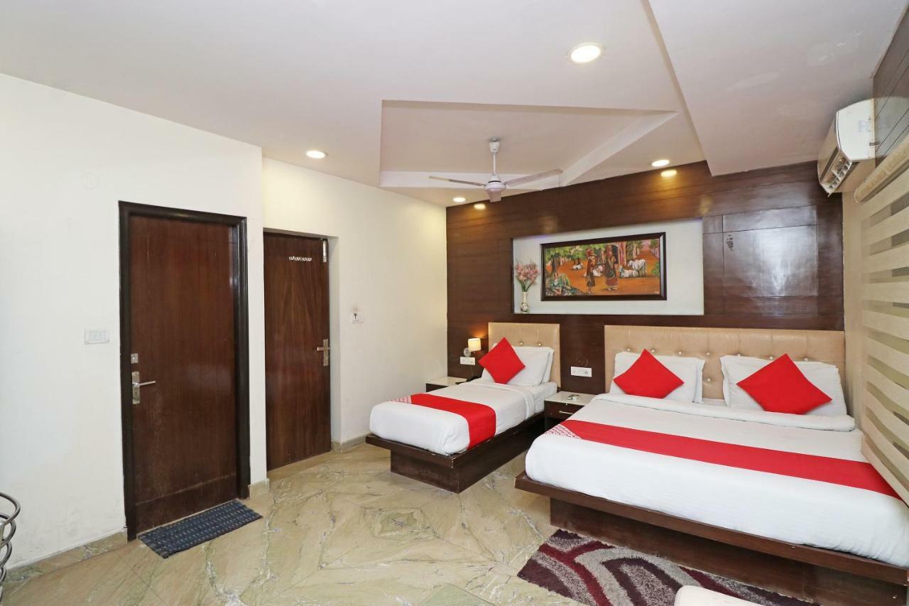 Oyo 30698 Hari Om Guest House Jādabpur Esterno foto