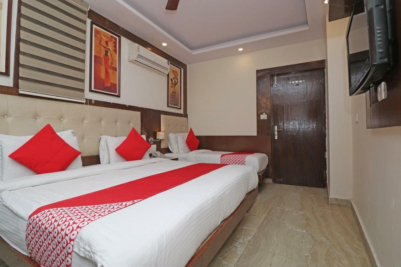 Oyo 30698 Hari Om Guest House Jādabpur Esterno foto